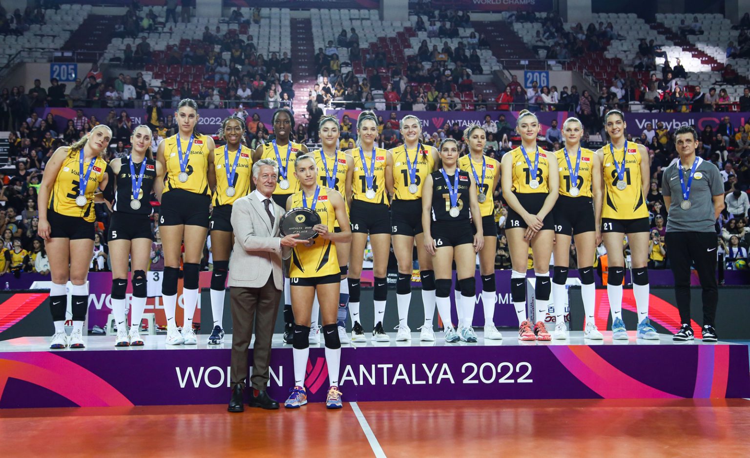 242b7c72-f175-4c14-8950-92598b239bb6